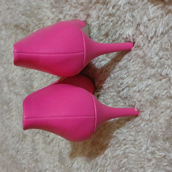 NWOT Jessica Simpson Hot Pink Pumps - Picture 6 of 9
